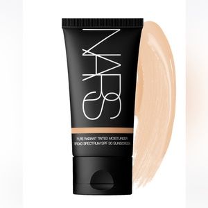 NARS tinted moisturizer St. Moritz BNIB
